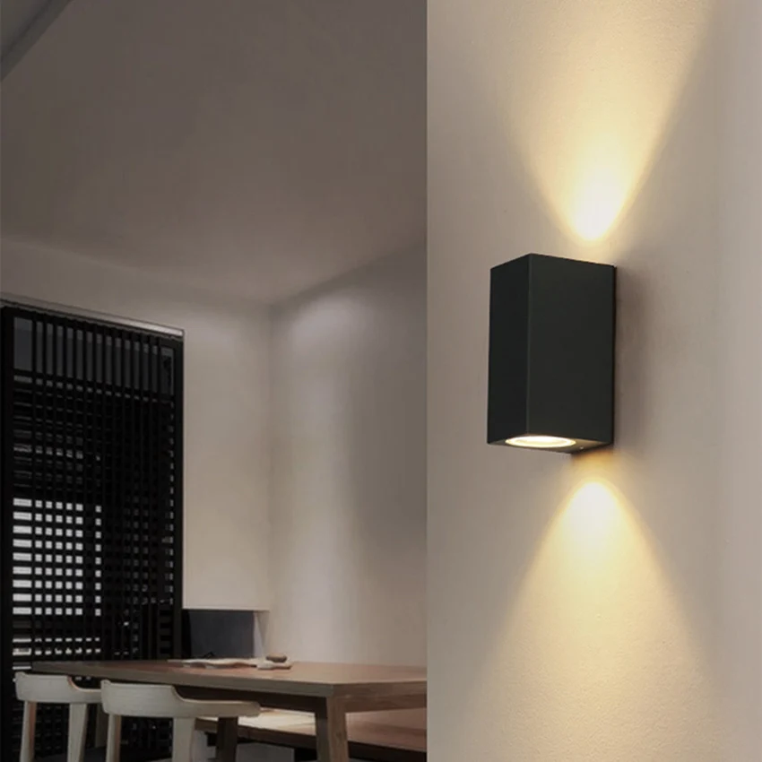 Aluminiowa lampa ścienna LED