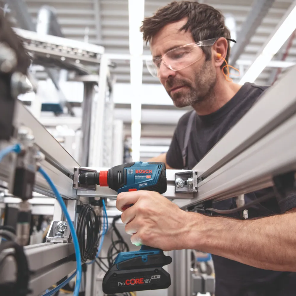 Bosch GDX 18V-210 C Profesjonalny akumulatorowy klucz udarowy 18 V 210 Nm bezszczotkowy + 1x akumulator ProCORE 4,0 Ah + ł...