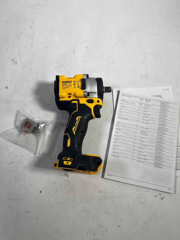 Akumulatorowy klucz udarowy DeWalt DCF 921 NT 18 V 400 Nm 1/2" bezszczotkowy + TSTAK - bez akumulatora, bez ładowarki