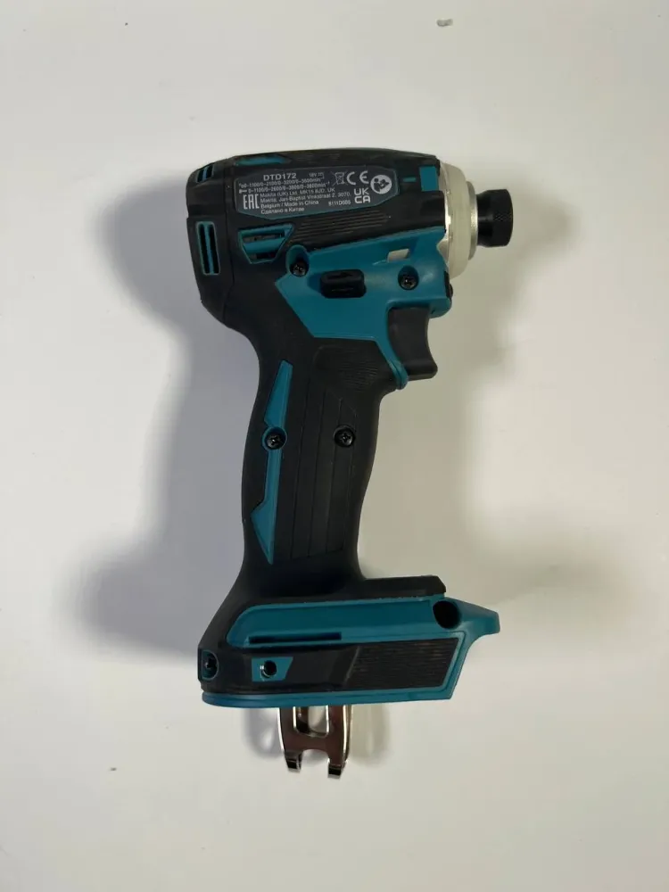 Makita DTD 172 Z Akumulatorowy klucz udarowy 18 V 180 Nm 1/4" Brushless Solo - bez akumulatora, bez ładowarki