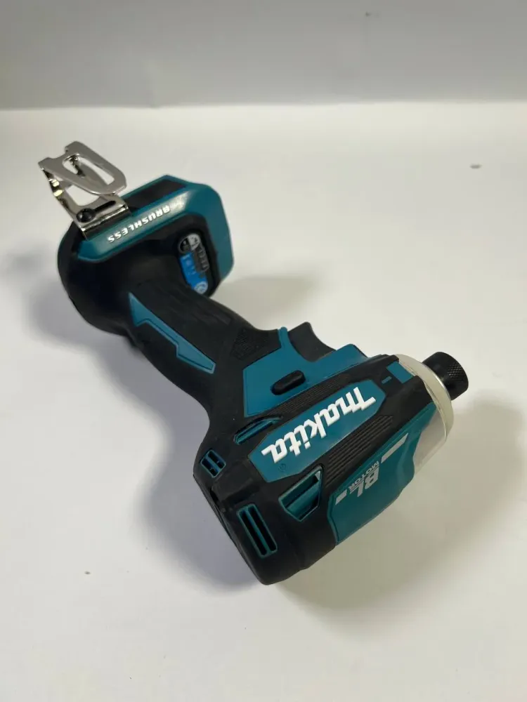 Makita DTD 172 Z Akumulatorowy klucz udarowy 18 V 180 Nm 1/4" Brushless Solo - bez akumulatora, bez ładowarki