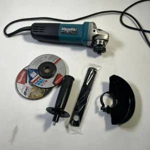 Szlifierka kątowa Makita 9558 HNRX1 840 W 125 x 22,23 mm 11 000 obr.