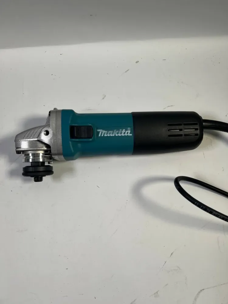 Szlifierka kątowa Makita 9558 HNRX1 840 W 125 x 22,23 mm 11 000 obr.