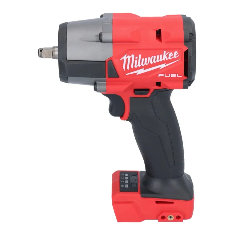 Milwaukee M18 FMTIW2F38-401 Akumulatorowy klucz udarowy 18 V 745 Nm 3/8" bezszczotkowy + 1x akumulator 4,0 Ah + ładowarka