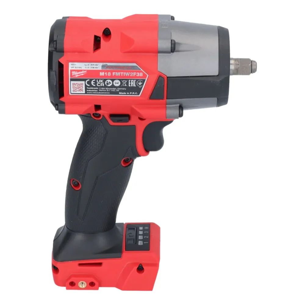 Milwaukee M18 FMTIW2F38-401 Akumulatorowy klucz udarowy 18 V 745 Nm 3/8" bezszczotkowy + 1x akumulator 4,0 Ah + ładowarka