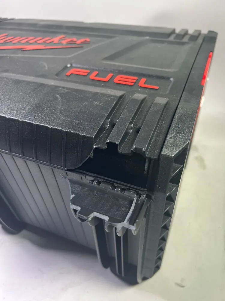 Milwaukee M18 ONEFHX-0X Akumulatorowy młot udarowo-obrotowy 18 V 2,5 J SDS-Plus bezszczotkowy + skrzynka HD ( 4933478503 )...