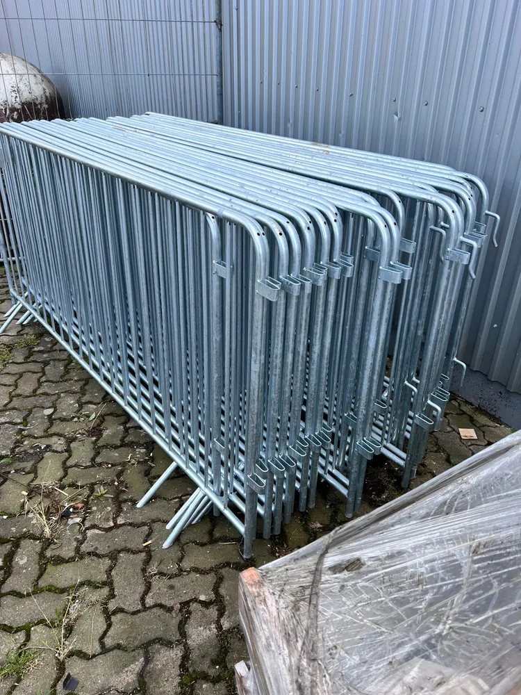 Brama osobowa 245x110cm