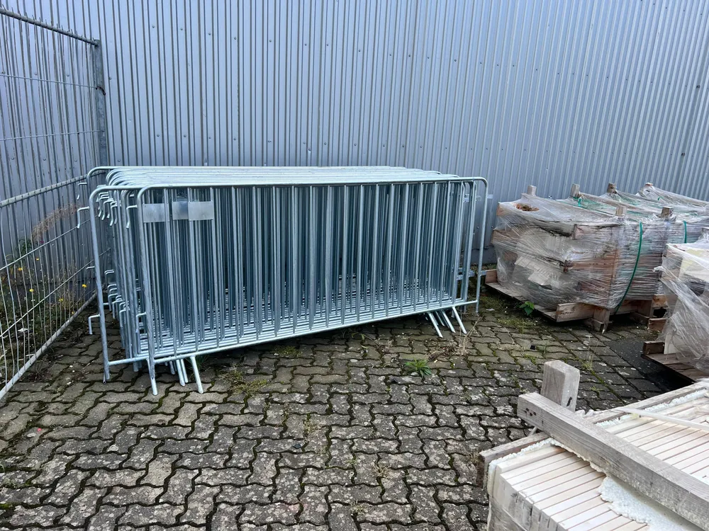Brama osobowa 245x110cm