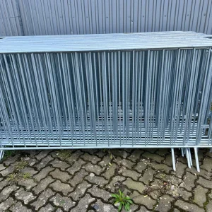 Brama osobowa 245x110cm