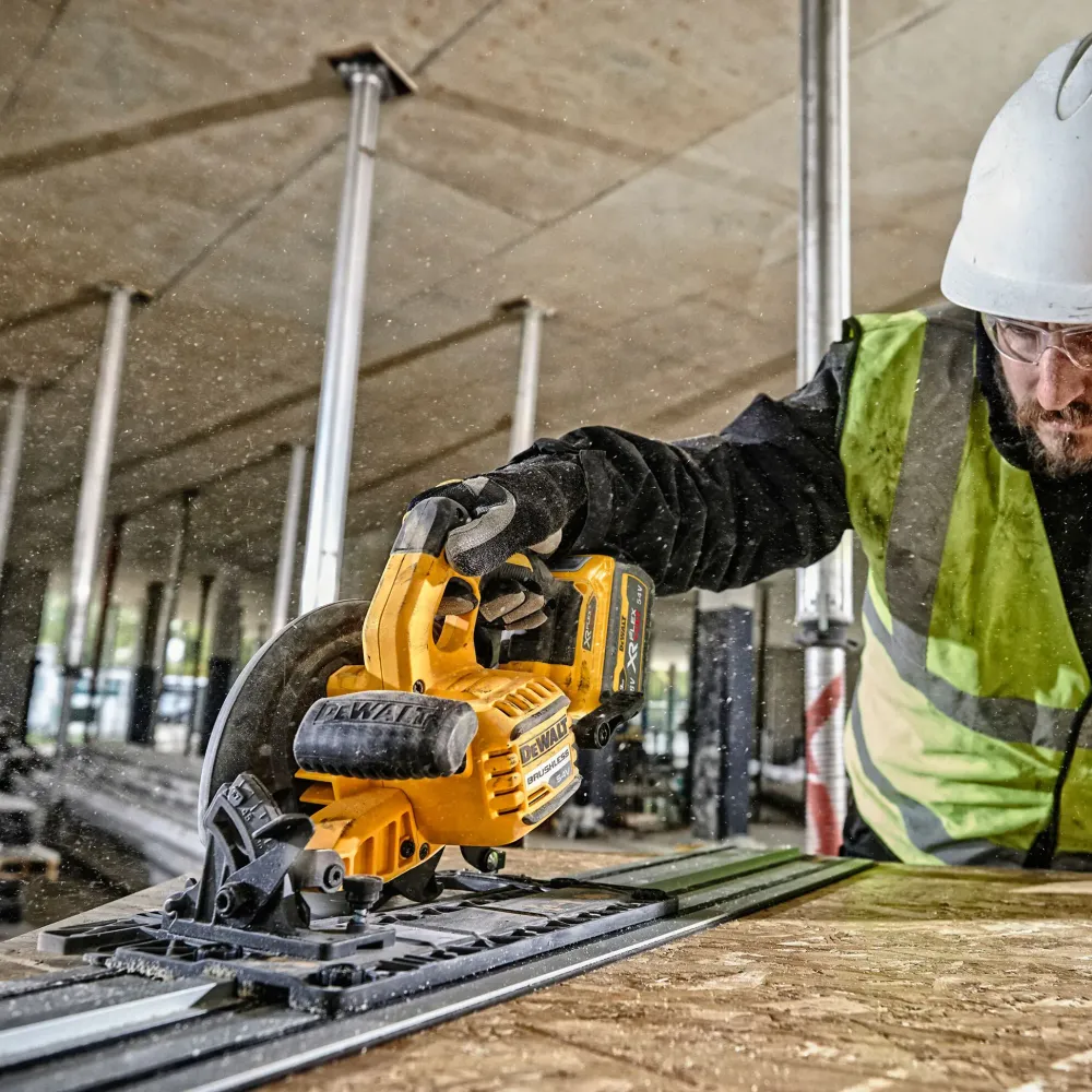 Pił tarczowa Dewalt DCS579X2-QW 54 V 9 Ah