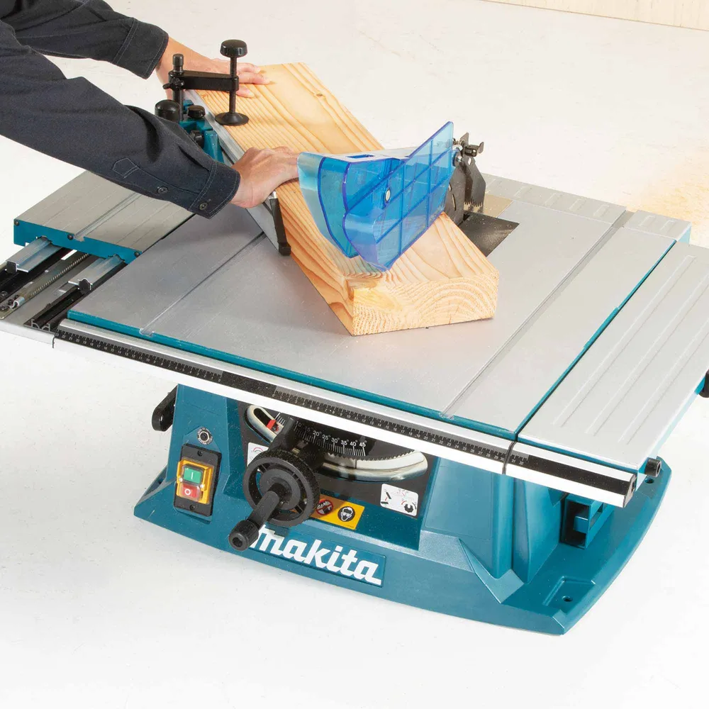 Pił stołowa Makita MLT100N 1500W