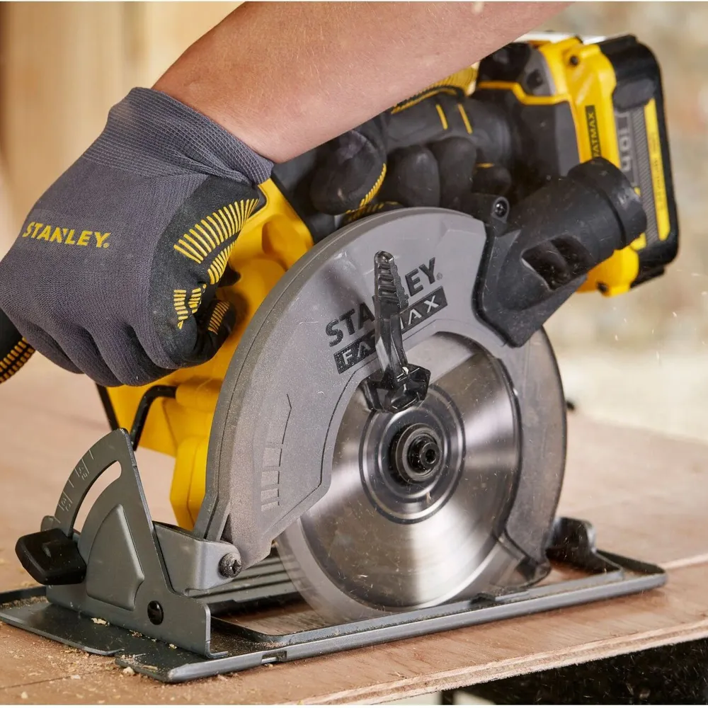 Pilarka tarczowa Stanley FatMax SFMCS500B 18 V