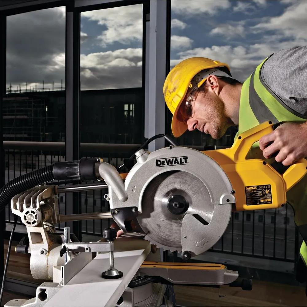 Pił ukosowa Dewalt DWS778-QS 1850W