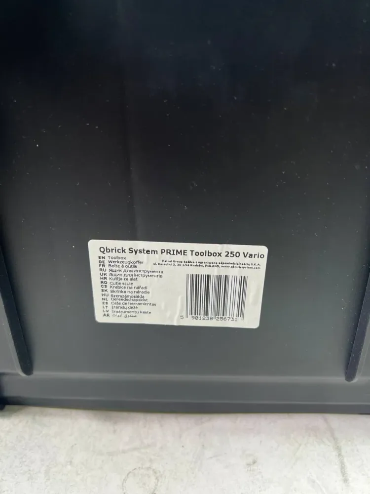 Qbrick System PRIME Toolbox 250 Vario z możliwością sztaplowania 535 x 327 x 271 mm 28l IP66 z 3 przegrodami