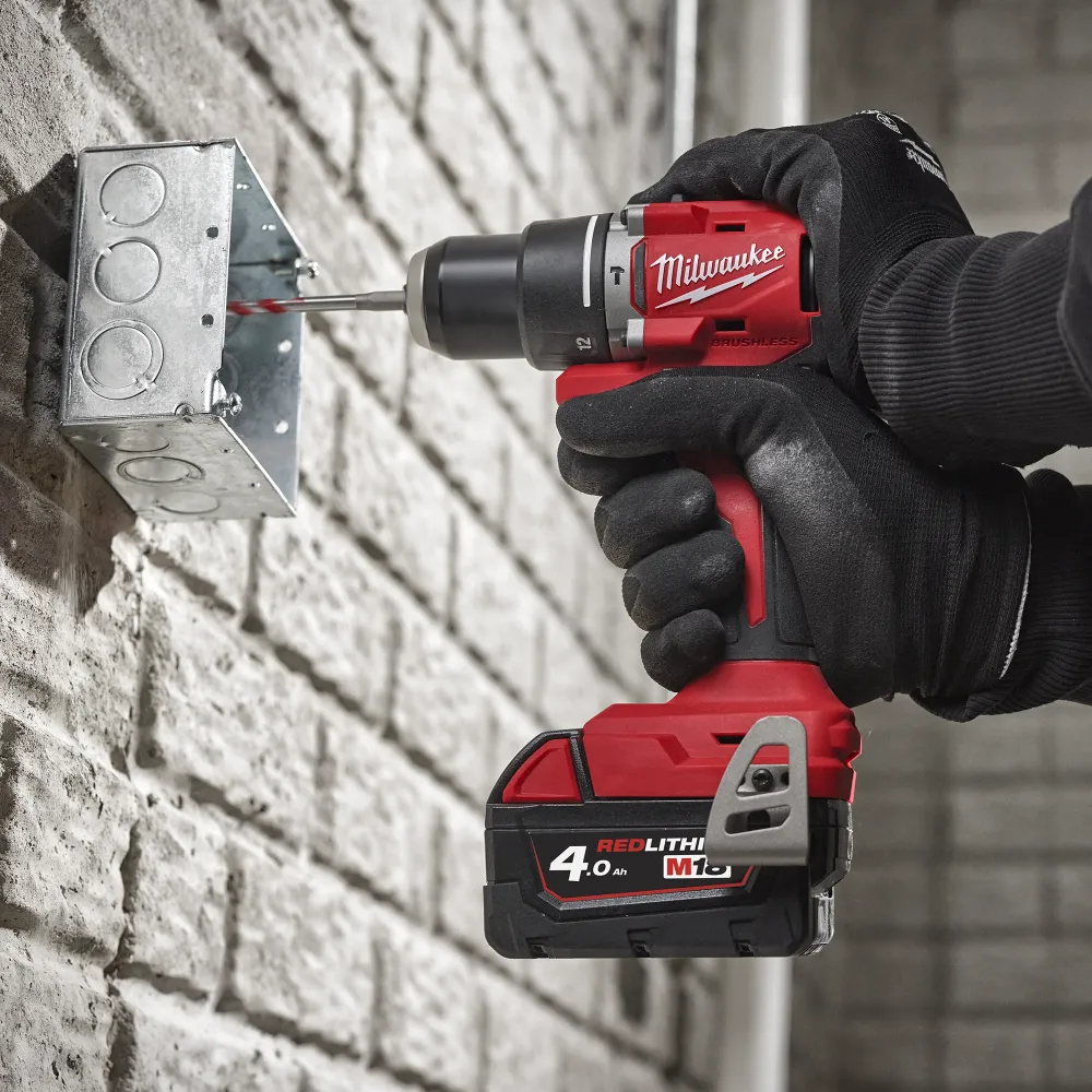 Wiertarko-wkrętarka Milwaukee M18 BLPDRC-0 18 V